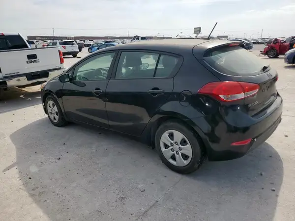 KNAFK5A89H5698772 2017 KIA FORTE - Image 2