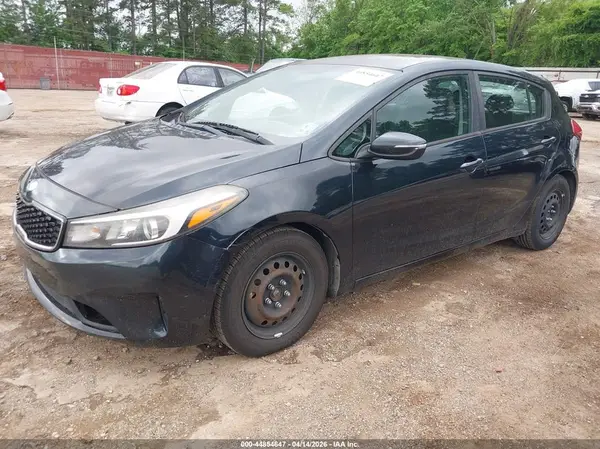 KNAFK5A89H5705431 2017 KIA FORTE - Image 2