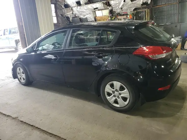 KNAFK5A89H5705901 2017 KIA FORTE - Image 2