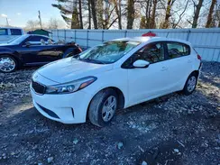 KNAFK5A89H5725565 2017 KIA FORTE