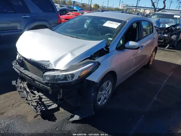KNAFK5A89J5772665 2018 KIA FORTE - Image 2