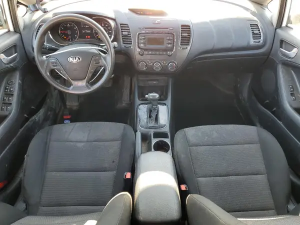 KNAFK5A89J5772956 2018 KIA FORTE - Image 8