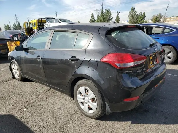 KNAFK5A89J5773637 2018 KIA FORTE - Image 2