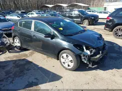 KNAFK5A8XG5568594 2016 KIA FORTE