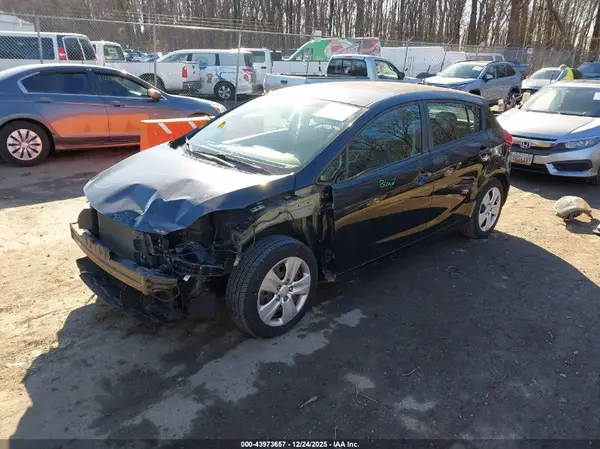 KNAFK5A8XG5568594 2016 KIA FORTE - Image 2