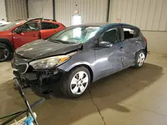 KNAFK5A8XG5583855 2016 KIA FORTE