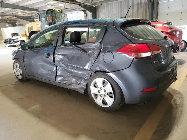 KNAFK5A8XG5583855 2016 KIA FORTE - Image 2