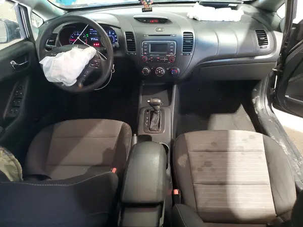 KNAFK5A8XG5583855 2016 KIA FORTE - Image 8