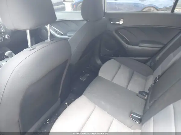 KNAFK5A8XG5592507 2016 KIA FORTE - Image 8