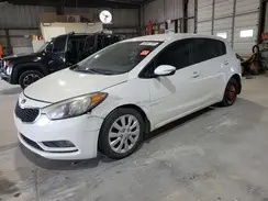 KNAFK5A8XG5603392 2016 KIA FORTE