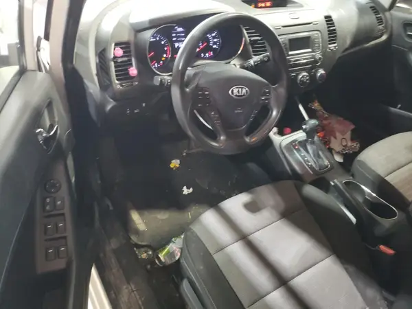 KNAFK5A8XG5603392 2016 KIA FORTE - Image 8