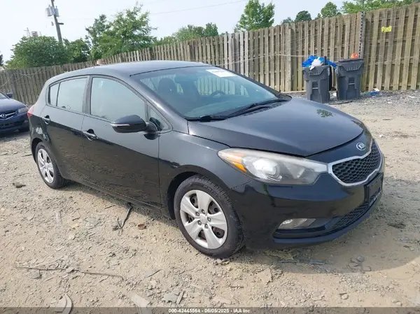KNAFK5A8XG5606020 2016 KIA FORTE - Image 1