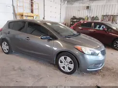 KNAFK5A8XG5636182 2016 KIA FORTE