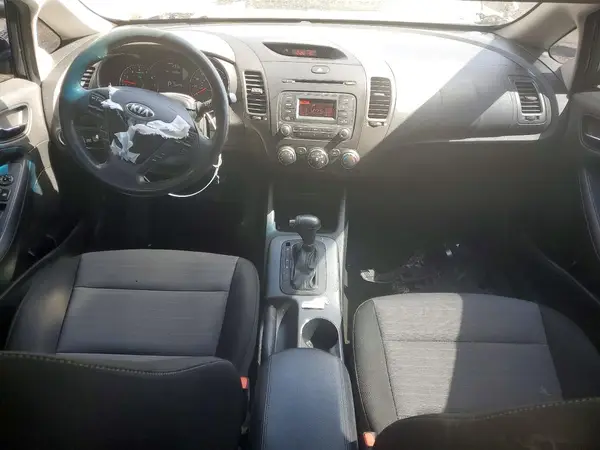 KNAFK5A8XG5648686 2016 KIA FORTE - Image 8