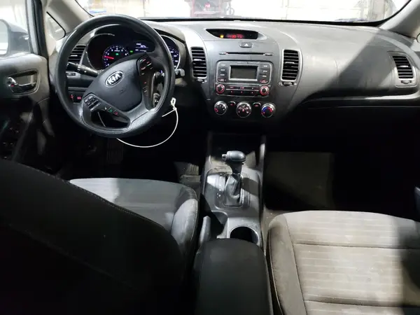 KNAFK5A8XG5654939 2016 KIA FORTE - Image 8
