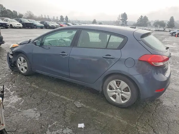 KNAFK5A8XG5657601 2016 KIA FORTE - Image 2