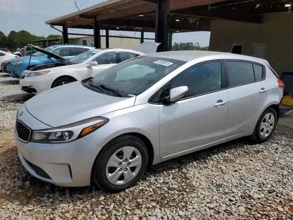 KNAFK5A8XH5679888 2017 KIA FORTE - Image 1