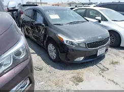 KNAFK5A8XH5680393 2017 KIA FORTE