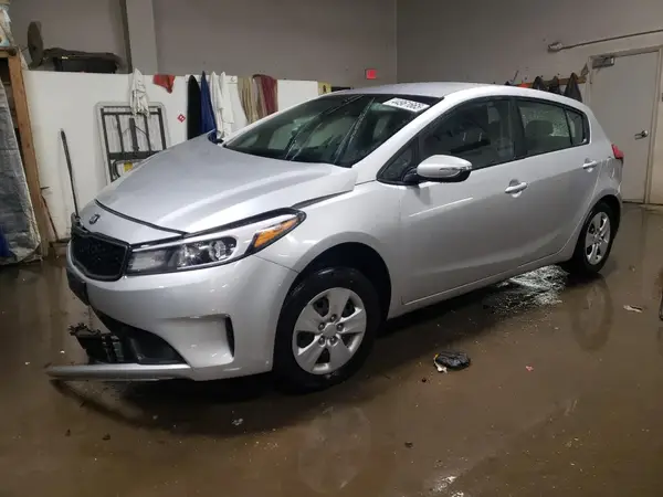 KNAFK5A8XH5697288 2017 KIA FORTE - Image 1