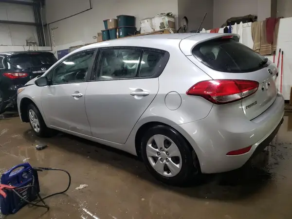 KNAFK5A8XH5697288 2017 KIA FORTE - Image 2