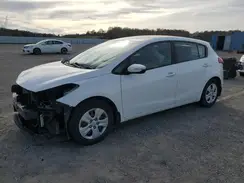 KNAFK5A8XH5705549 2017 KIA FORTE