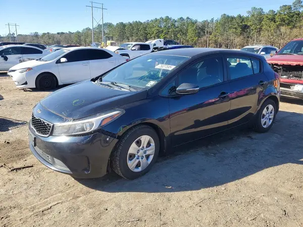 KNAFK5A8XH5721623 2017 KIA FORTE - Image 1