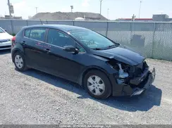KNAFK5A8XH5723193 2017 KIA FORTE