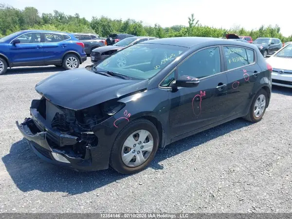 KNAFK5A8XH5723193 2017 KIA FORTE - Image 2
