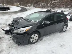 KNAFK5A8XH5730824 2017 KIA FORTE