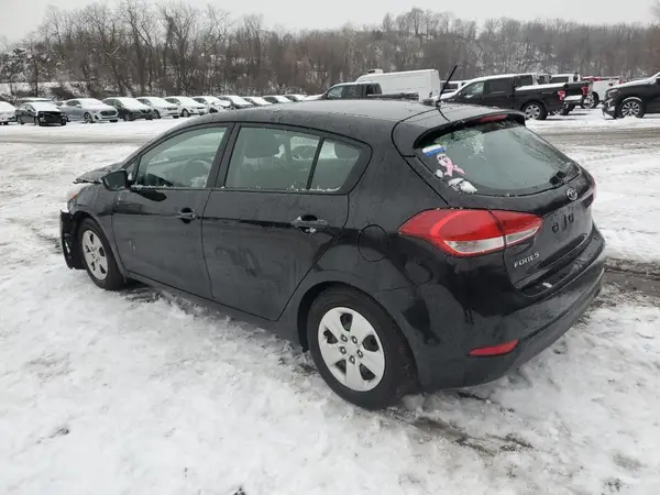 KNAFK5A8XH5730824 2017 KIA FORTE - Image 2
