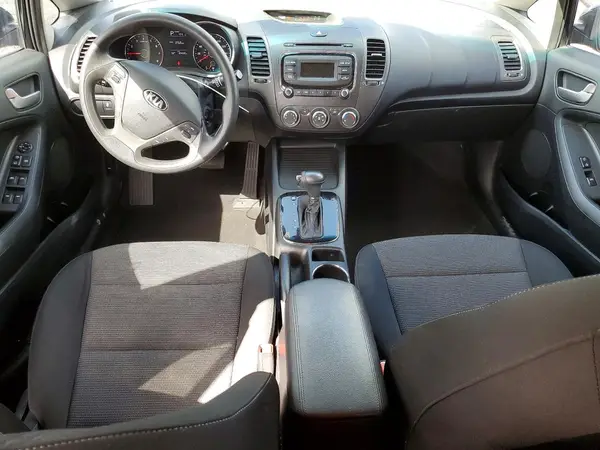 KNAFK5A8XH5730841 2017 KIA FORTE - Image 8