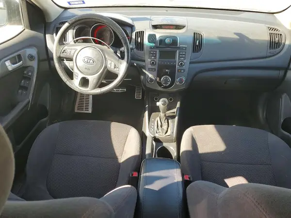 KNAFW5A3XC5572020 2024 KIA FORTE - Image 8