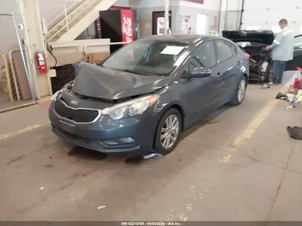KNAFX4A60G5443632 2016 KIA FORTE - Image 2
