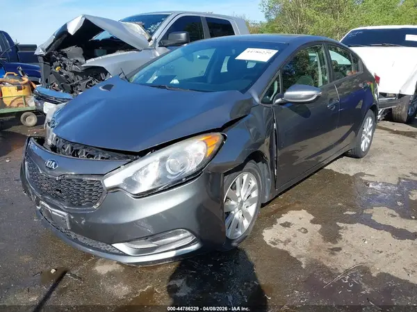 KNAFX4A60G5443923 2016 KIA FORTE - Image 2