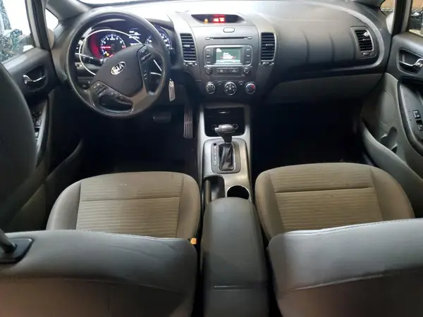 KNAFX4A60G5444165 2016 KIA FORTE - Image 8
