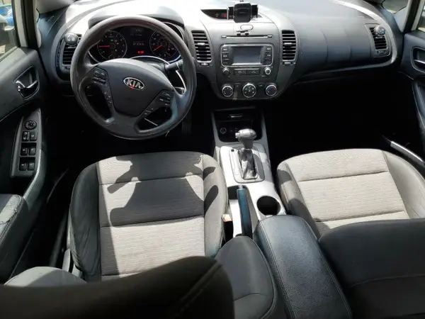 KNAFX4A60G5446093 2016 KIA FORTE - Image 8