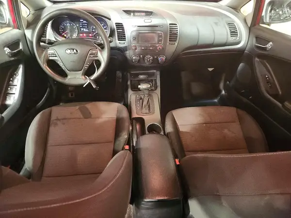 KNAFX4A60G5462083 2016 KIA FORTE - Image 8