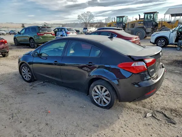 KNAFX4A60G5468501 2016 KIA FORTE - Image 2