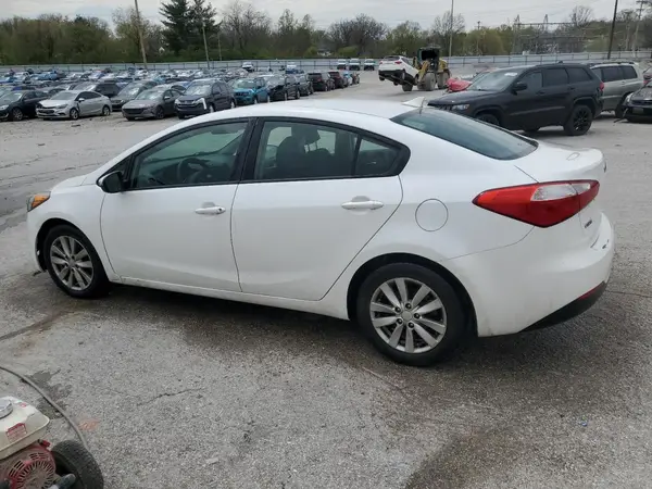 KNAFX4A60G5468675 2016 KIA FORTE - Image 2