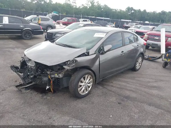 KNAFX4A60G5470541 2016 KIA FORTE - Image 2
