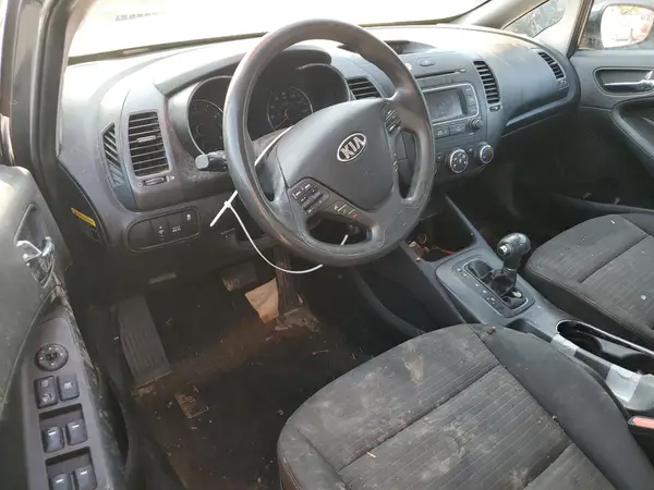 KNAFX4A60G5479482 2016 KIA FORTE - Image 8