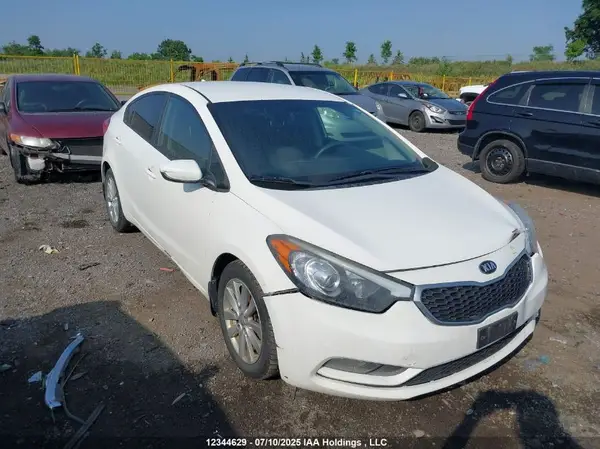 KNAFX4A60G5482365 2016 KIA FORTE - Image 1