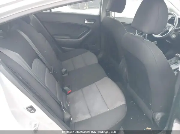 KNAFX4A60G5497657 2016 KIA FORTE - Image 8