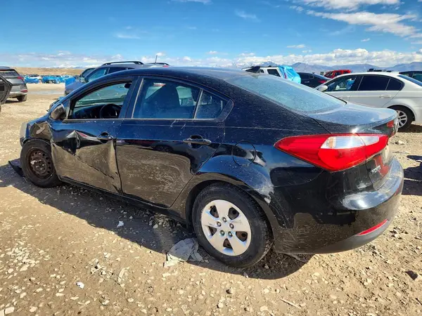 KNAFX4A60G5501240 2016 KIA FORTE - Image 2