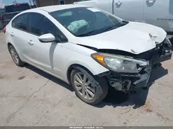 KNAFX4A60G5503814 2016 KIA FORTE