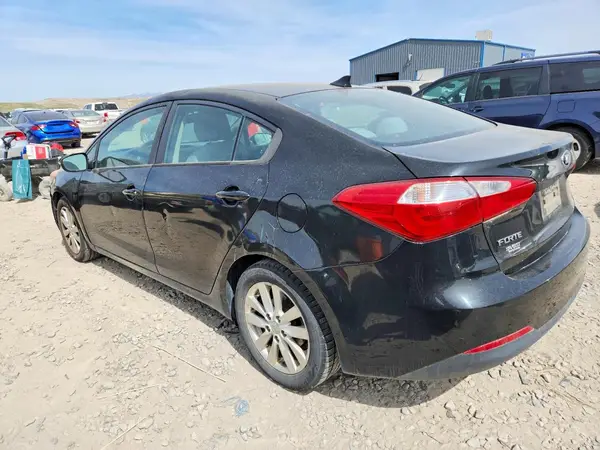 KNAFX4A60G5508477 2016 KIA FORTE - Image 2