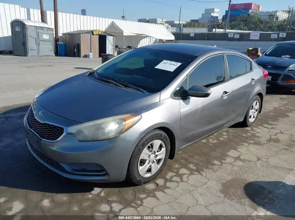 KNAFX4A60G5513713 2016 KIA FORTE - Image 2