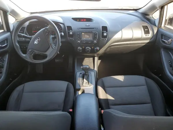 KNAFX4A60G5519382 2016 KIA FORTE - Image 8