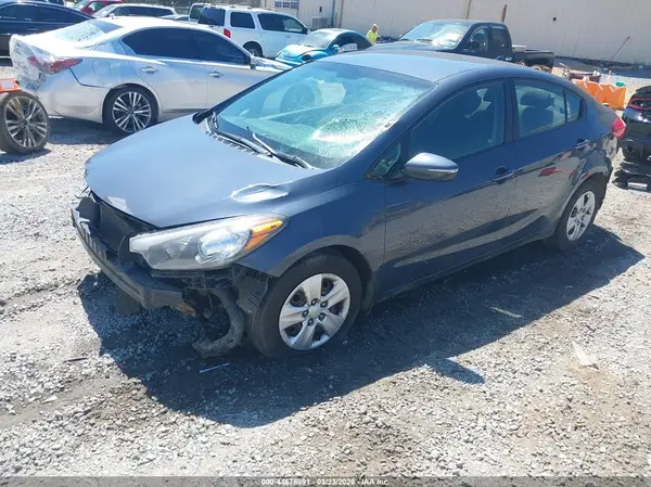 KNAFX4A60G5519706 2016 KIA FORTE - Image 2