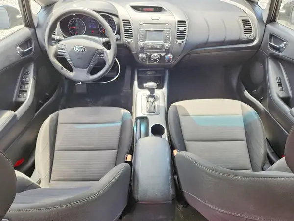 KNAFX4A60G5520161 2016 KIA FORTE - Image 8